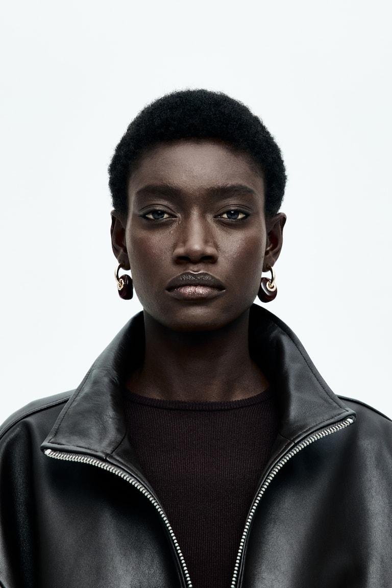 H&M Runde Ohrringe mit Anhänger Kauf eins, bekomm eins gratis