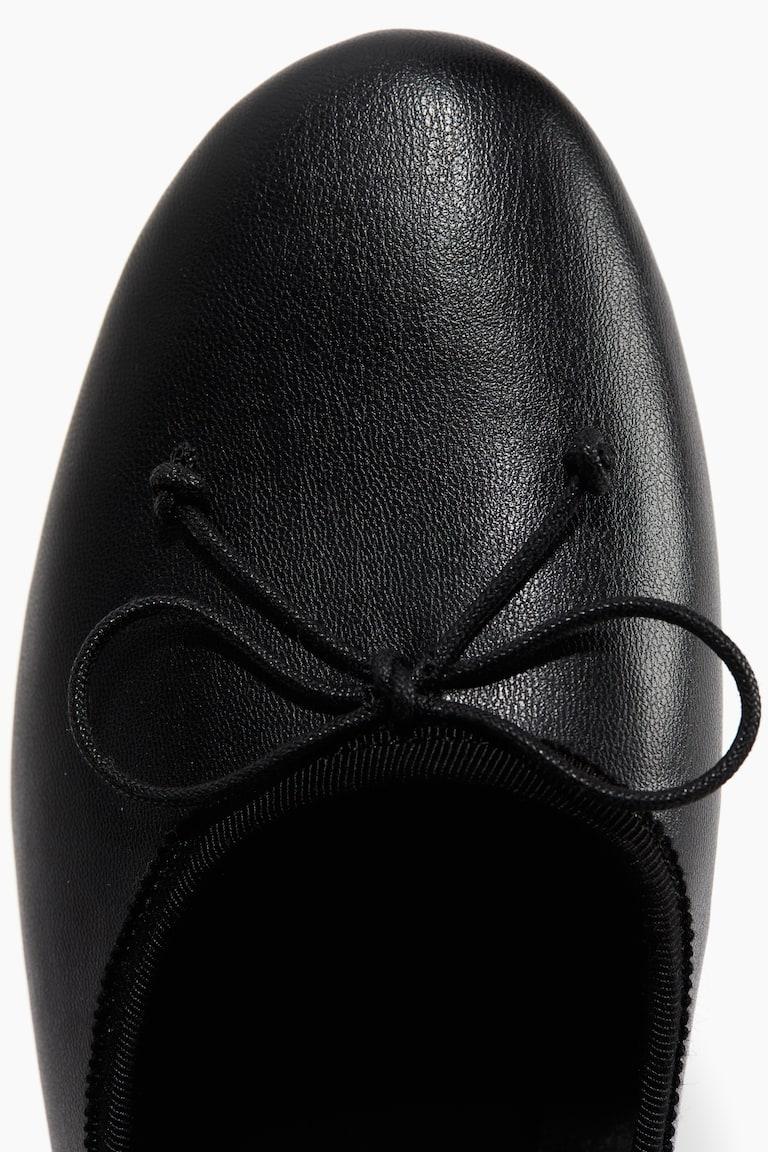 H&M Ballerinas Speichern exportieren