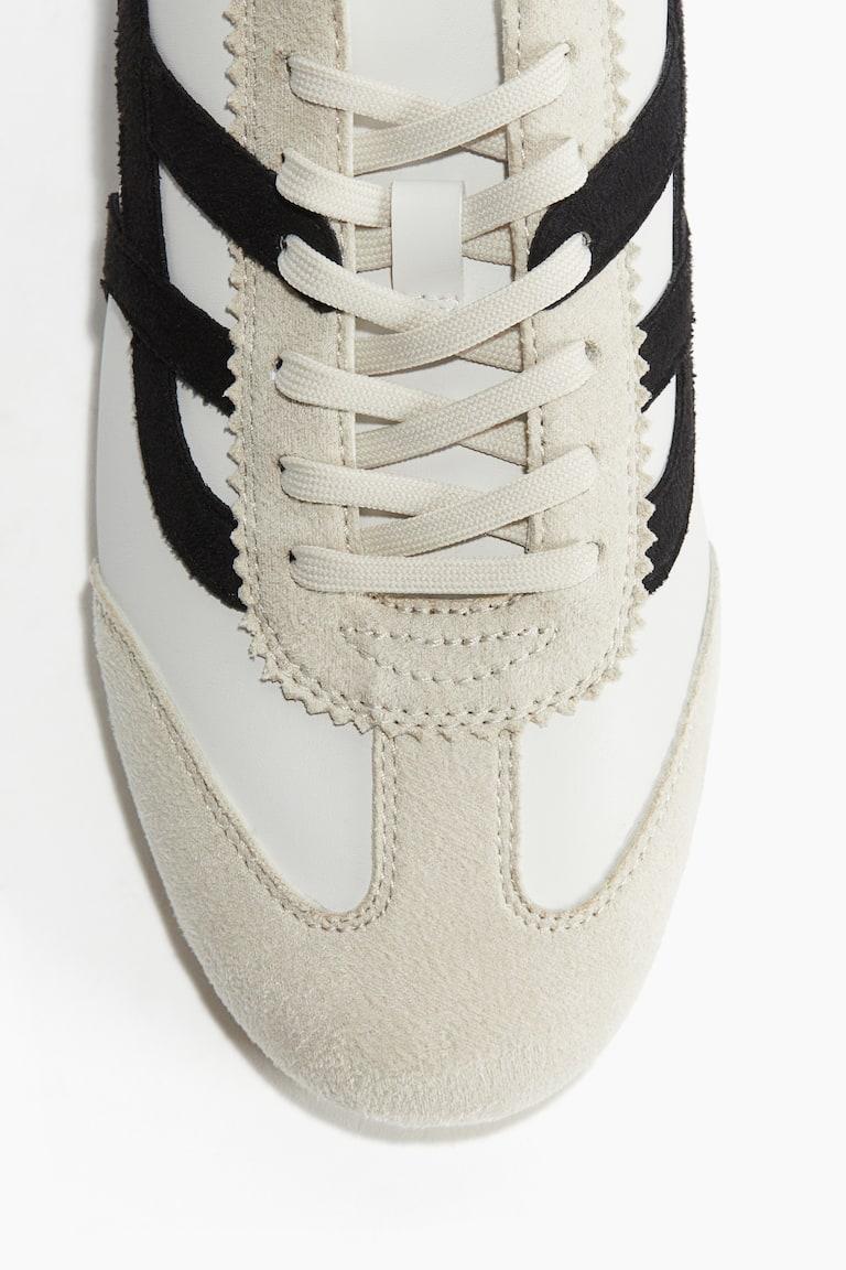 H&M Sneaker Angebote