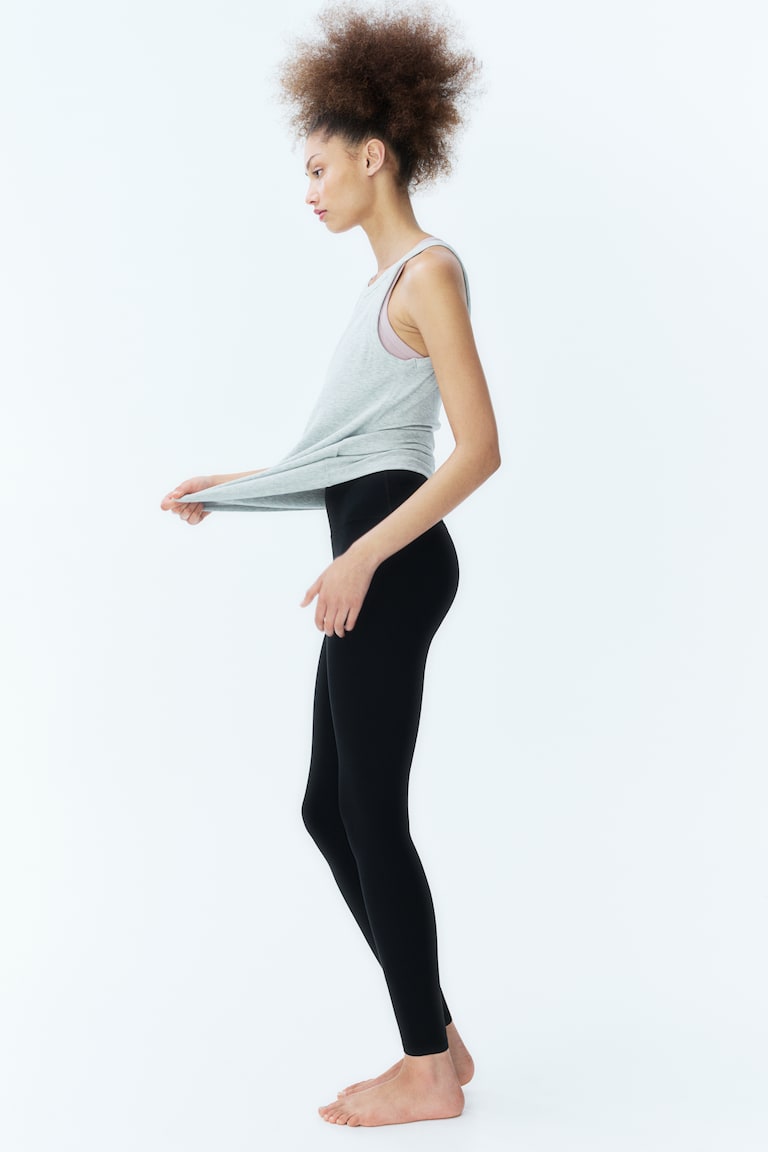 H&M Yoga-Leggings mit SoftMove™ Lycra® Bestseller