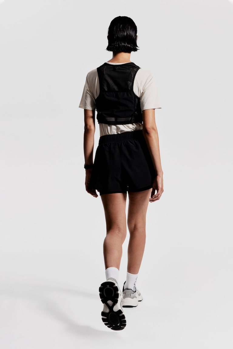 H&M Doppellagige Laufshorts mit DryMove™ Schlussverkauf