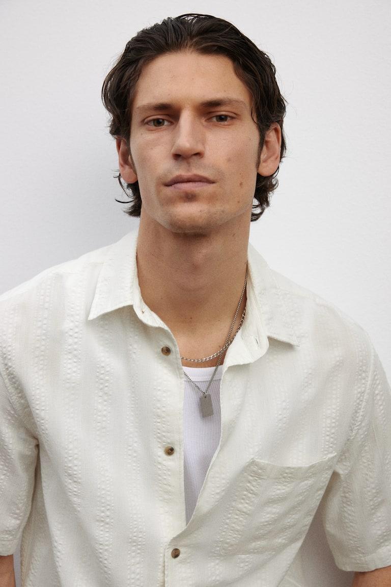 H&M Kurzarmhemd mit Struktur in Regular Fit Tiefpreis