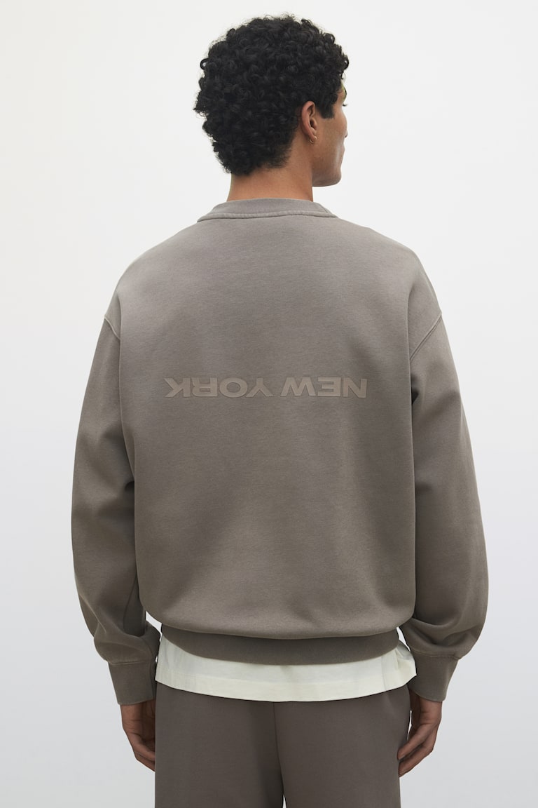 H&M Bedrucktes Sweatshirt in Loose Fit Discount Store für neue Produkte