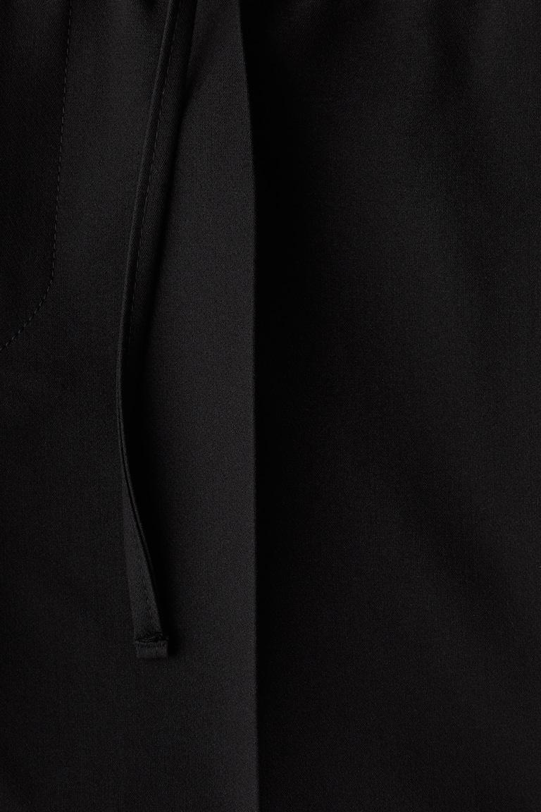 H&M Hose in Regular Fit zollfrei