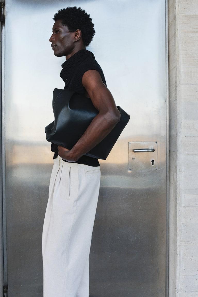 H&M Denimhose in Relaxed Fit im Angebot