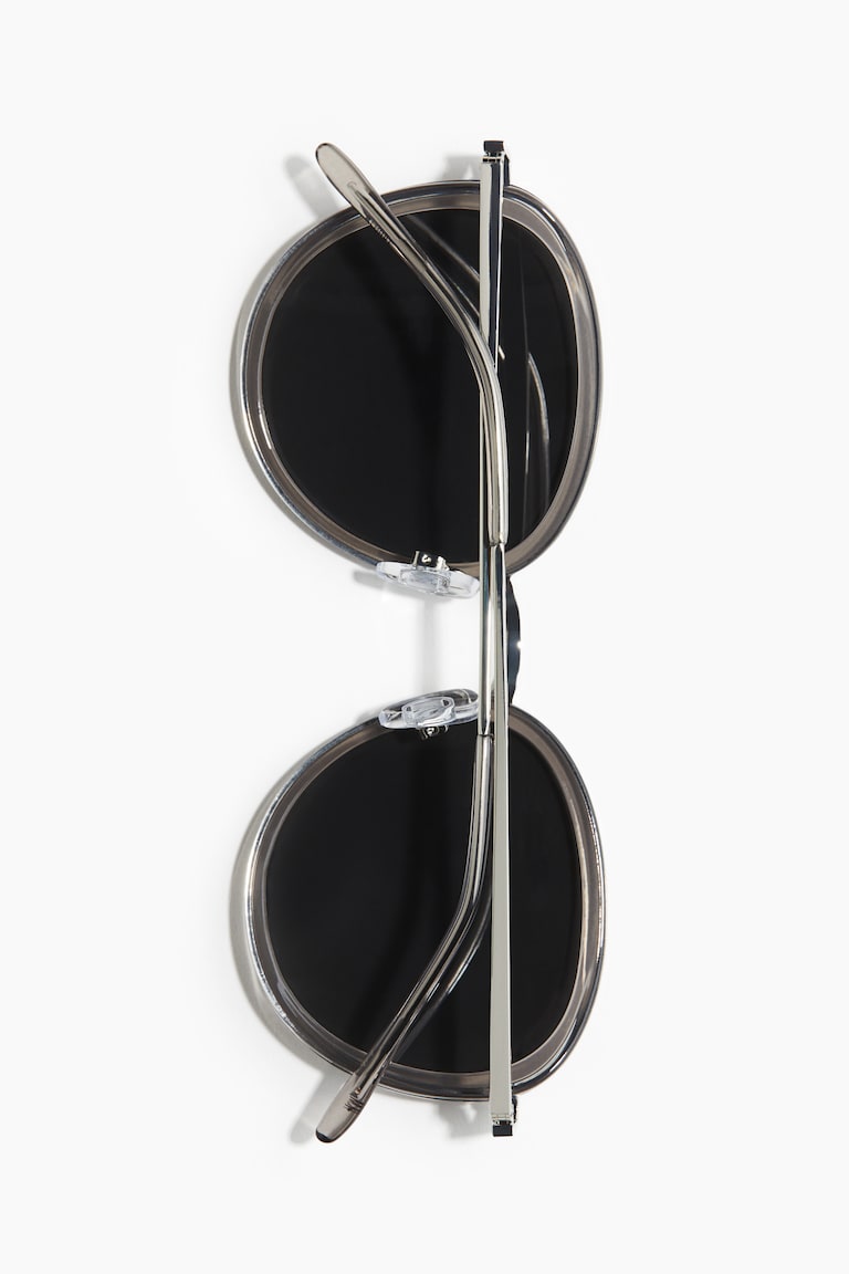 H&M Polarisierende Sonnenbrille JETZT KAUFEN