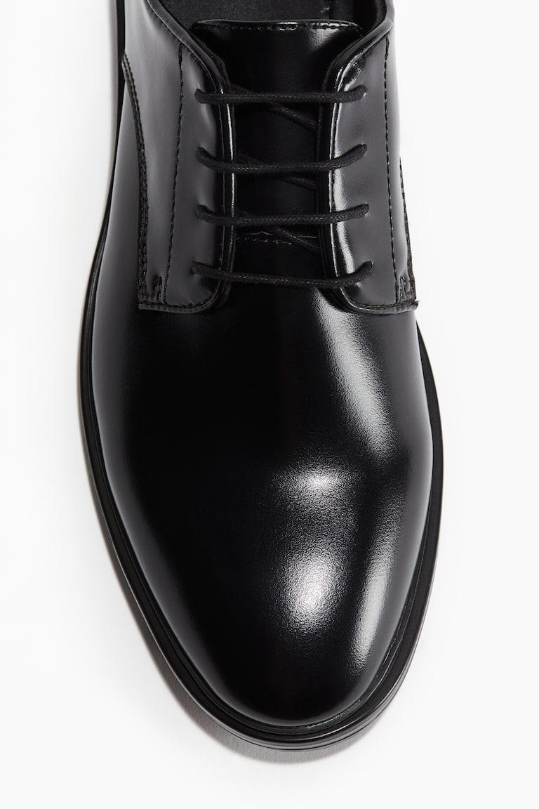 H&M Derbyschuhe 50% Rabatt mit kostenlosem Versand