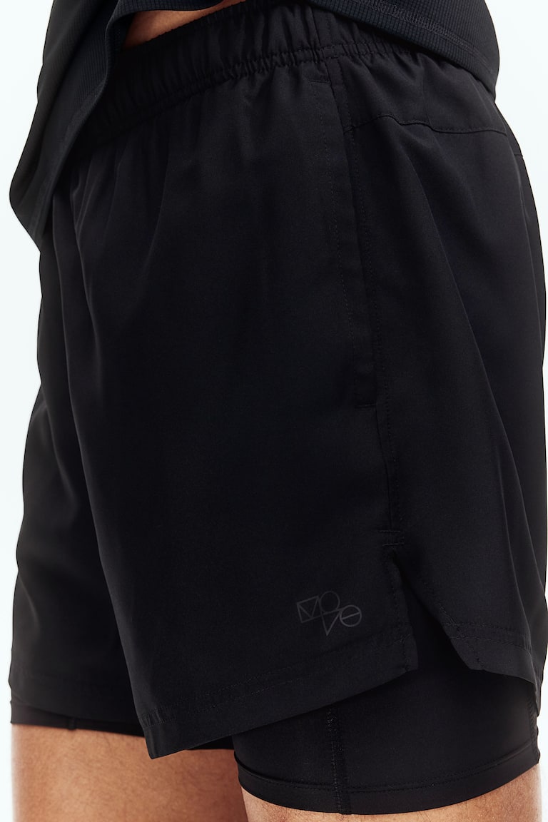 H&M Doppellagige Sportshorts mit DryMove™ Online Outlet