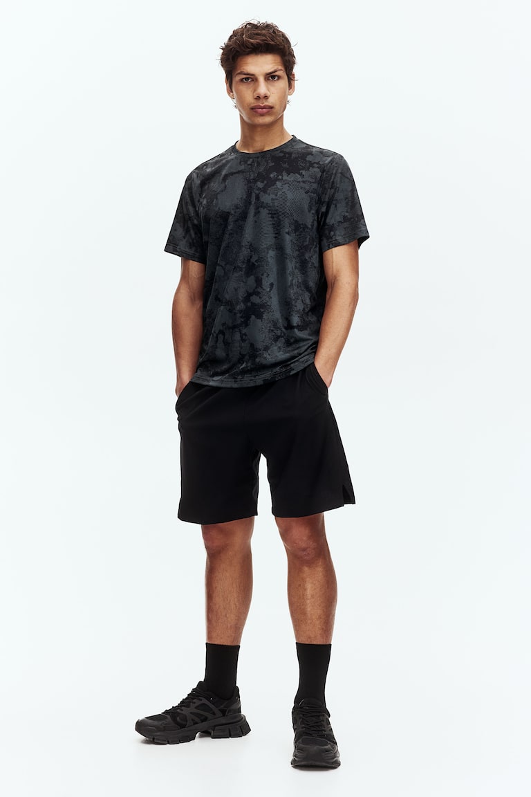 H&M Lange Sportshorts mit DryMove™ Große Rabatte