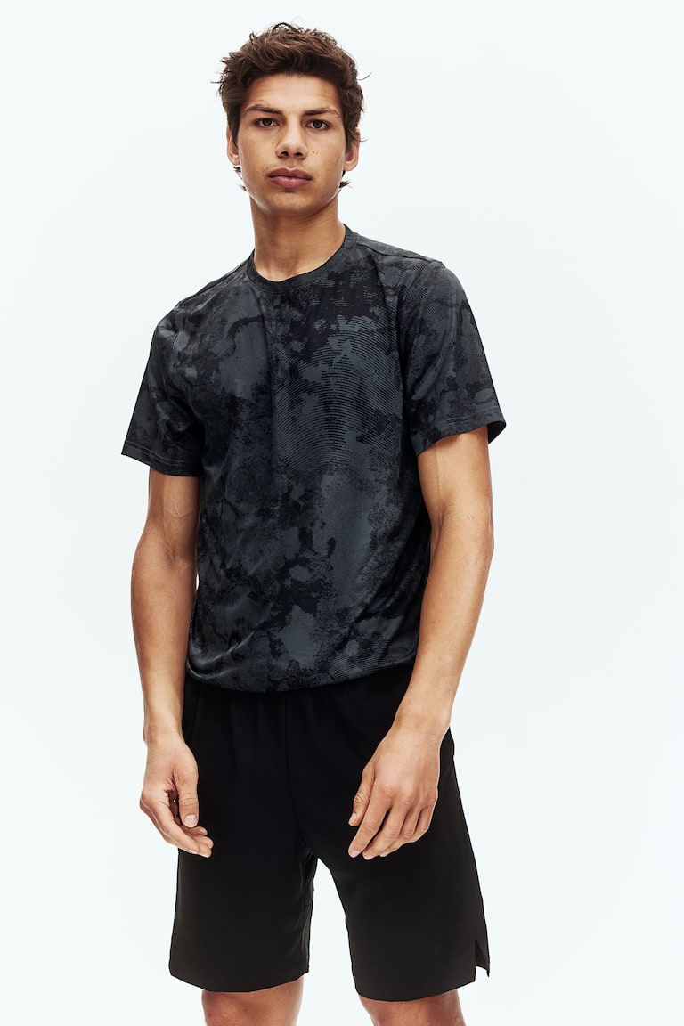 H&M Lange Sportshorts mit DryMove™ Neuheiten