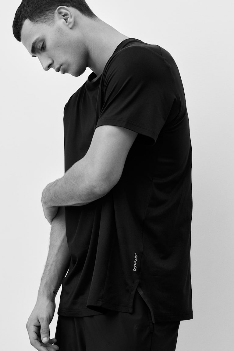 H&M Sportshirt mit DryMove™ in Regular Fit VIP-Rabatte