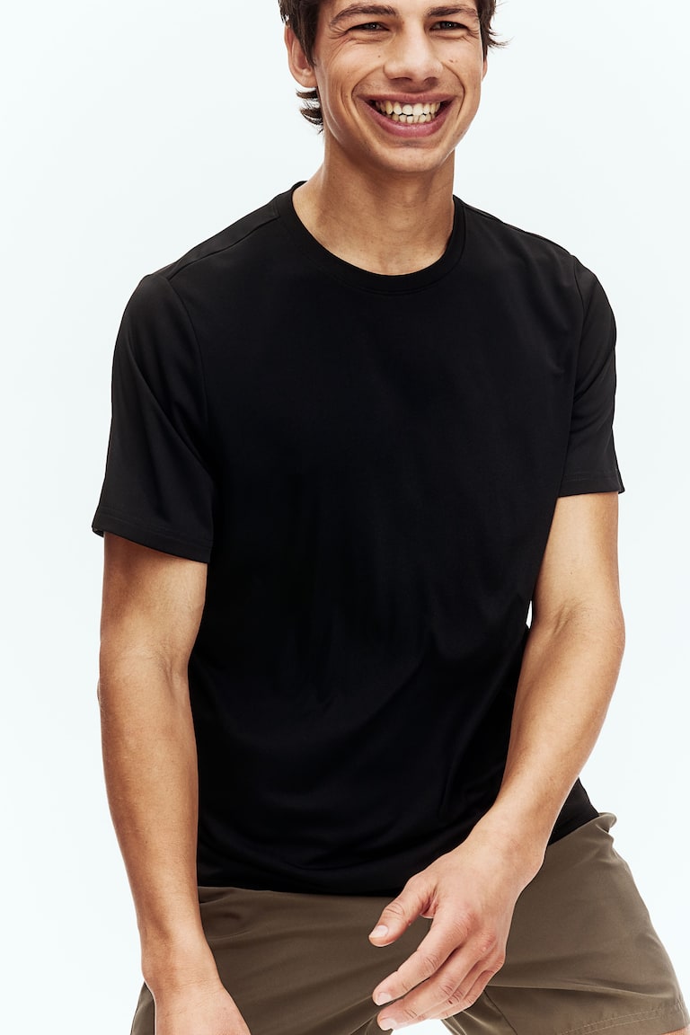 H&M Sportshirt mit DryMove™ in Regular Fit Kostenlose Rückgabe