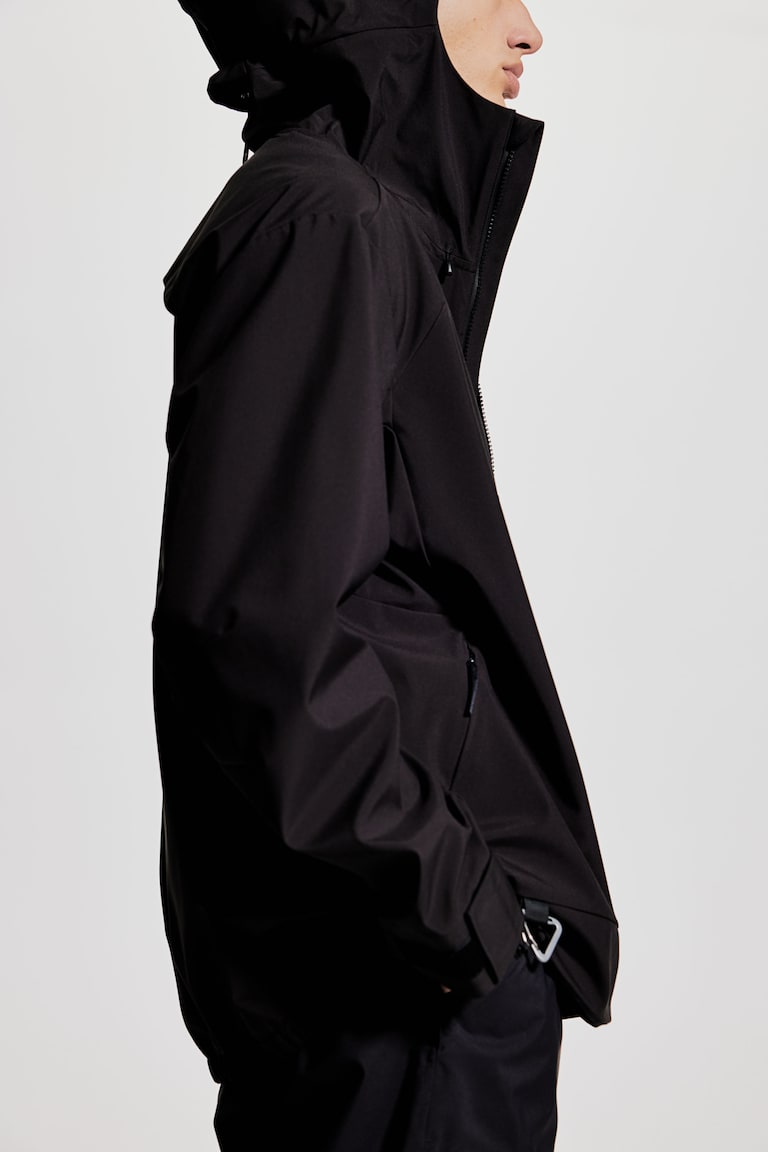 H&M Wasserabweisende Softshelljacke in Regular Fit Begrenzte Freigabe