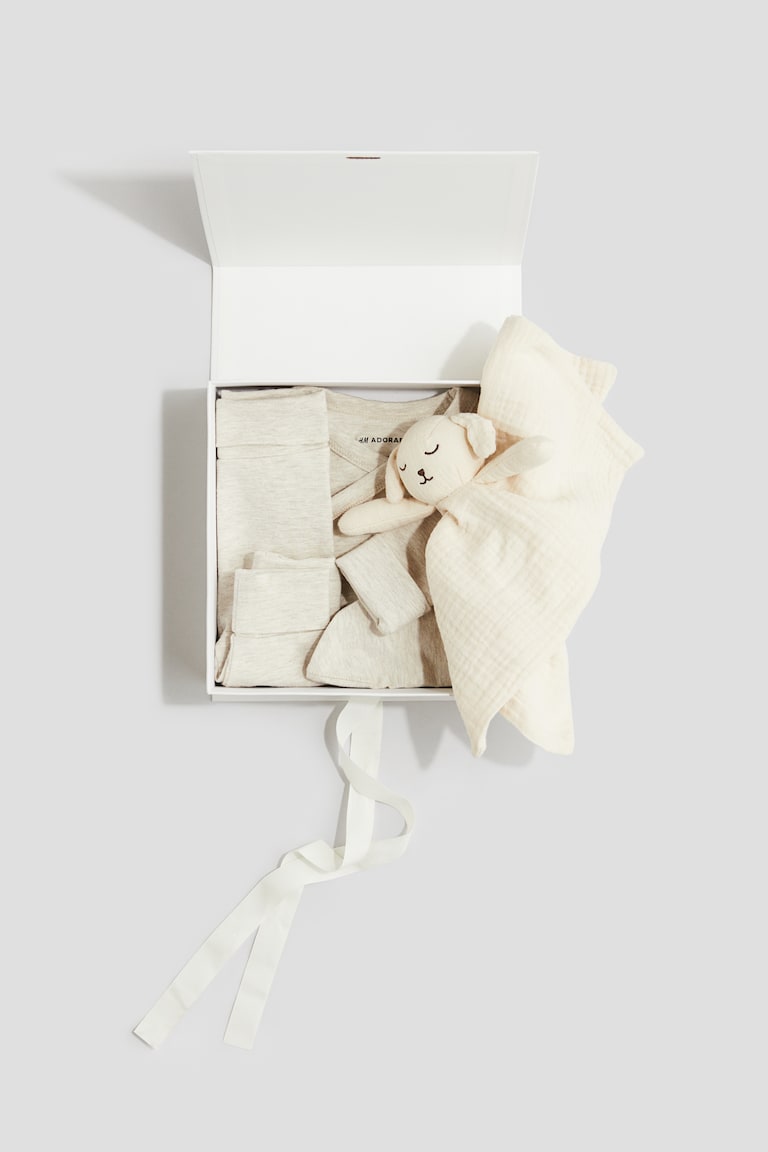 H&M Geschenkbox mit vier Teilen aus Baumwolle Tägliche Deals