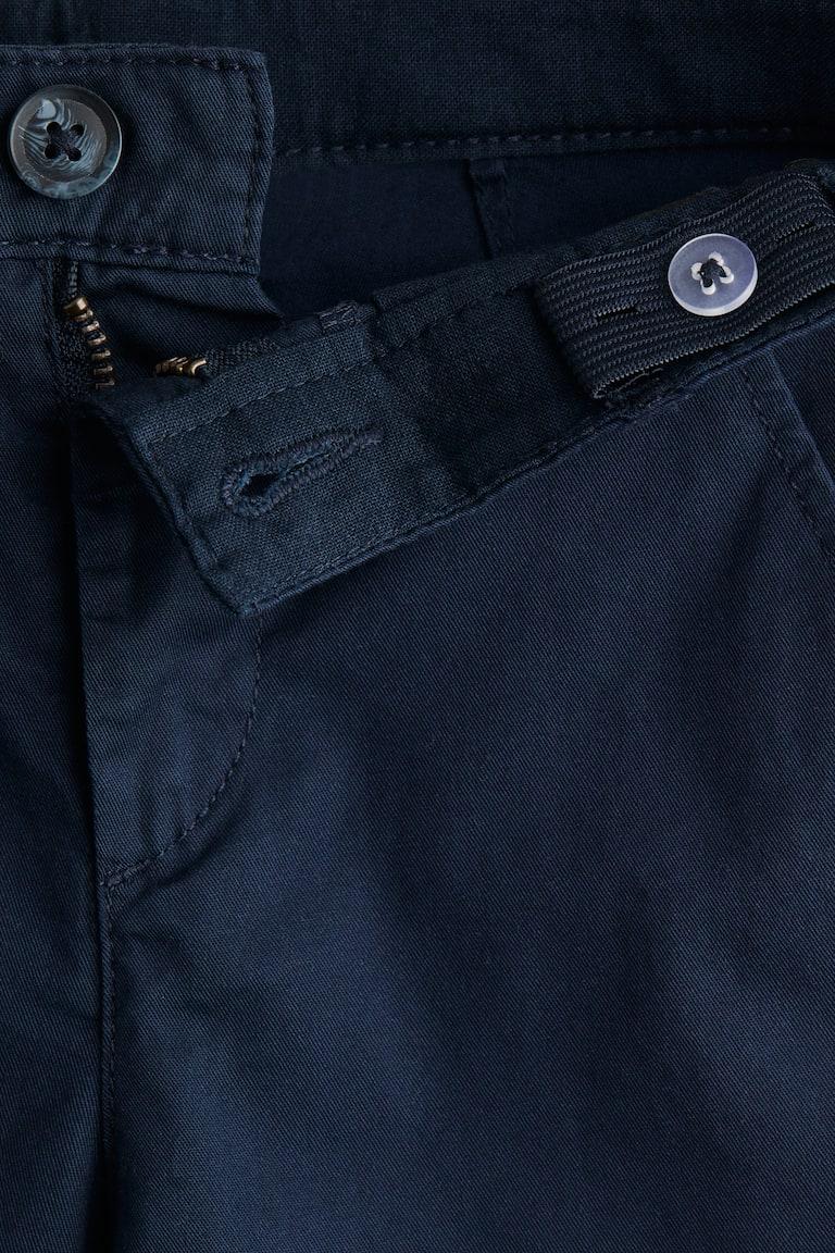 H&M Chino aus Twill Exklusivangebot