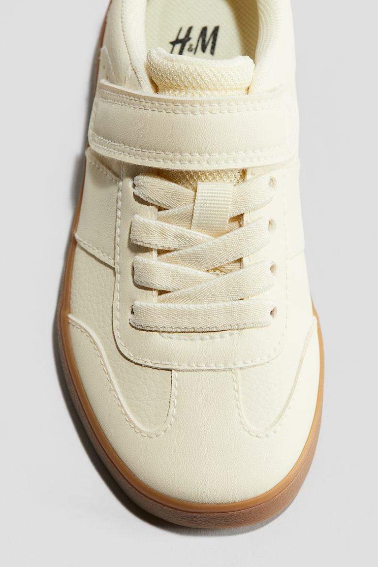 H&M Sneaker Begrenzt auf 3 Tage