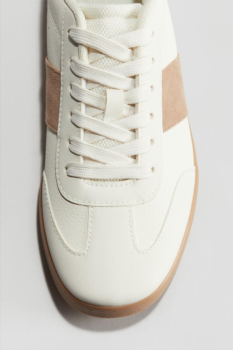 H&M Sneaker Black Friday