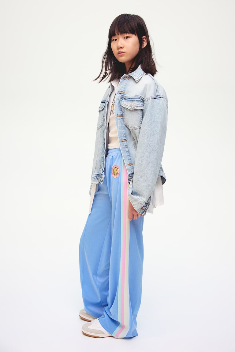 H&M Trainingshose mit weitem Bein Super Rabatt