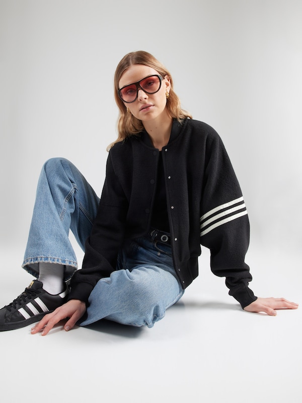 ADIDAS ORIGINALS ADIDAS ORIGINALS Jacke in Schwarz Top Angebot