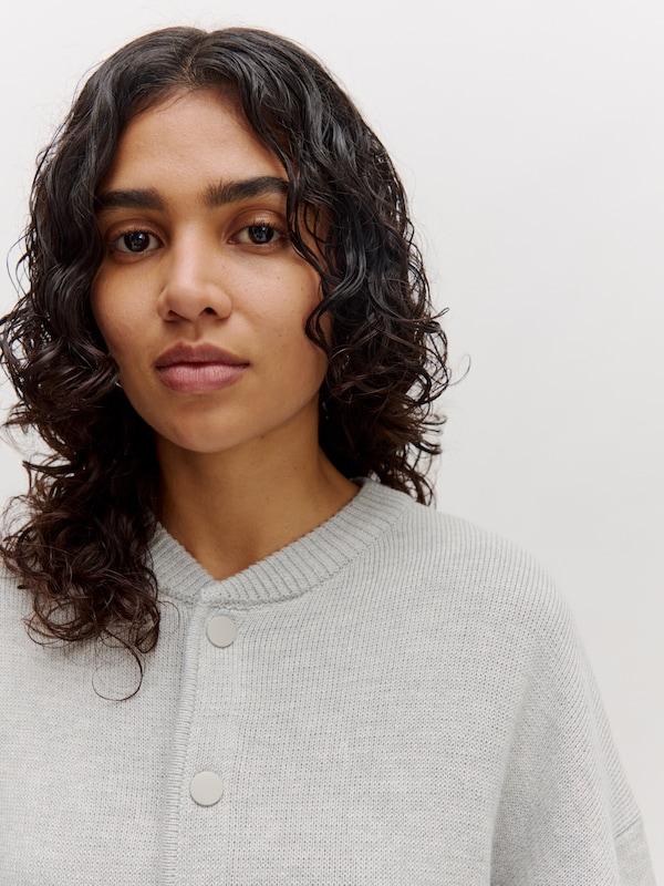 EDITED EDITED Pullover 'Aniela' (GRS) in Graumeliert Kauf eins, bekomm eins gratis