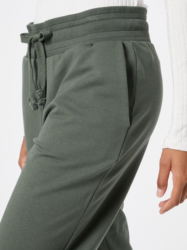 ABOUT YOU ABOUT YOU Tapered Sweathose 'Teena' in Grün Wochenangebot