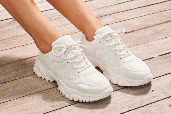 Elbsand Elbsand Sneaker in Weiß Speichern exportieren