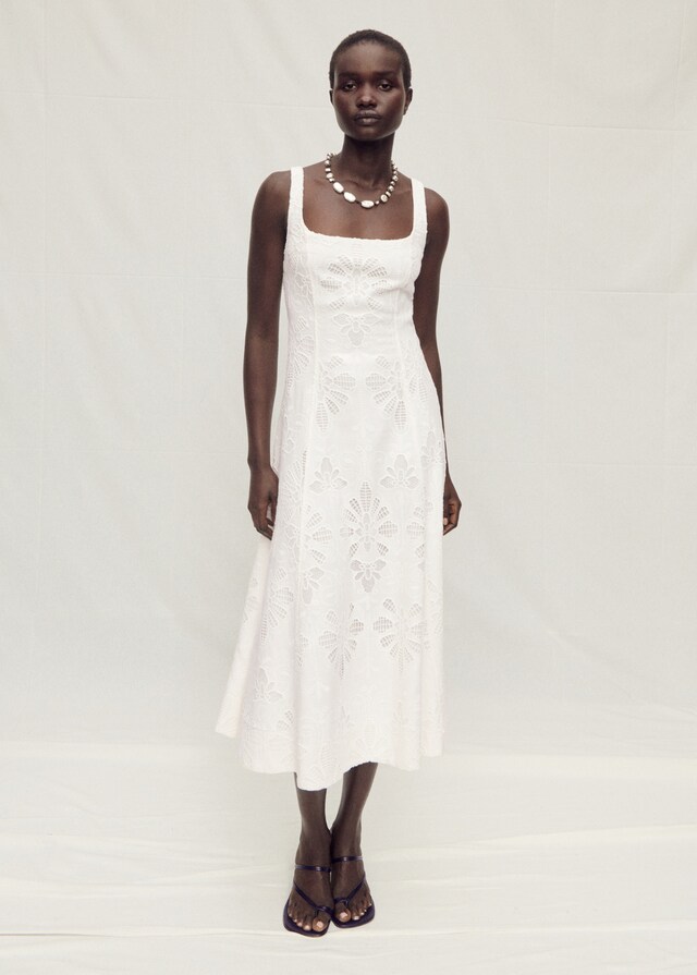 Mango Evasé-Kleid aus Leinen mit floraler Stickerei Blitzangebot