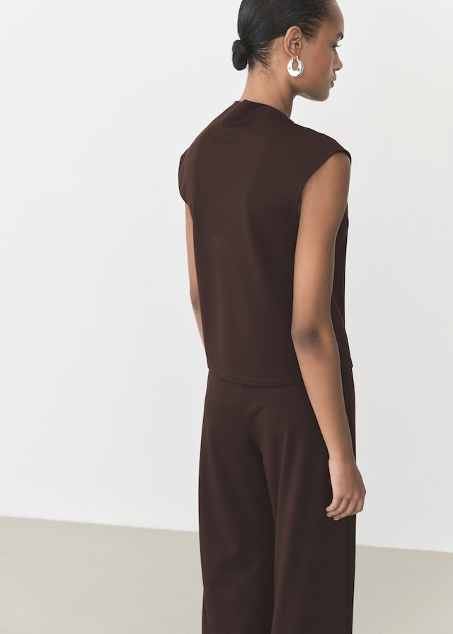 Mango T-Shirt mit asymmetrischem Ausschnitt und Raffdetails Online Shopping
