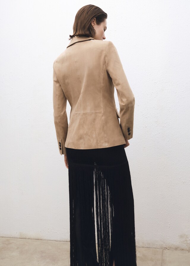 Mango Taillierter Wildleder-Blazer Letzter Tag