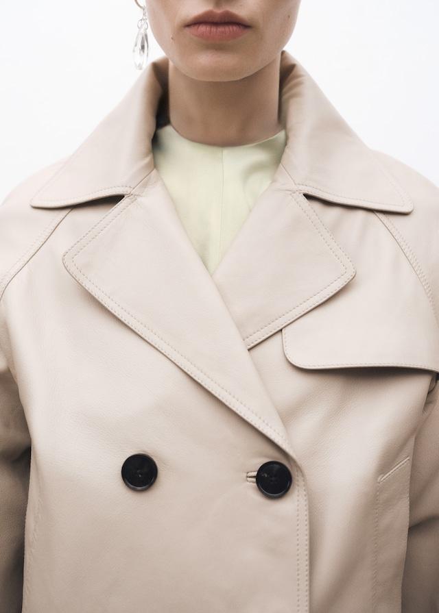 Mango Kurzer Leder-Trenchcoat Bis zu 50% Rabatt