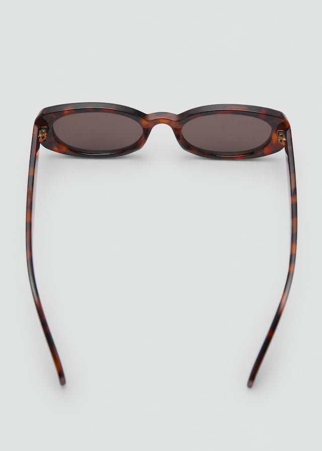 Mango Sonnenbrille mit ovaler Fassung Valentinstagsangebot