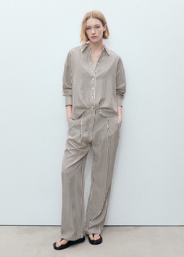 Mango Gestreifte Hose mit Texturmuster Black Friday Preise