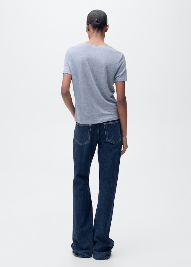 Mango Leinen-T-Shirt mit V-Ausschnitt Black Friday