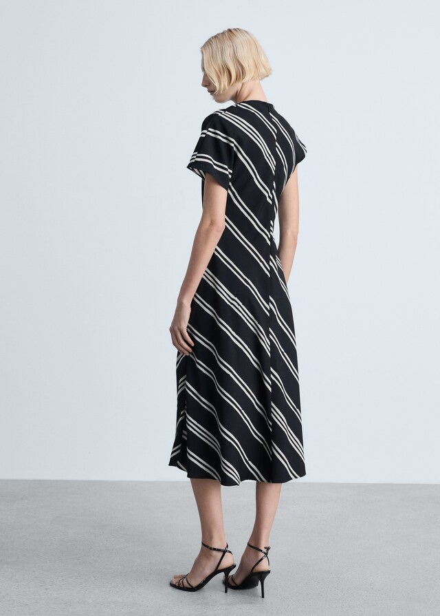 Mango Midikleid mit Streifenmuster Neueste Stile