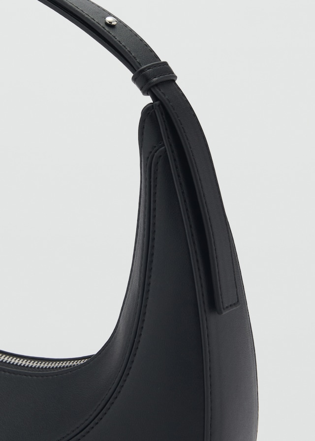 Mango Ovale Schultertasche Bestseller