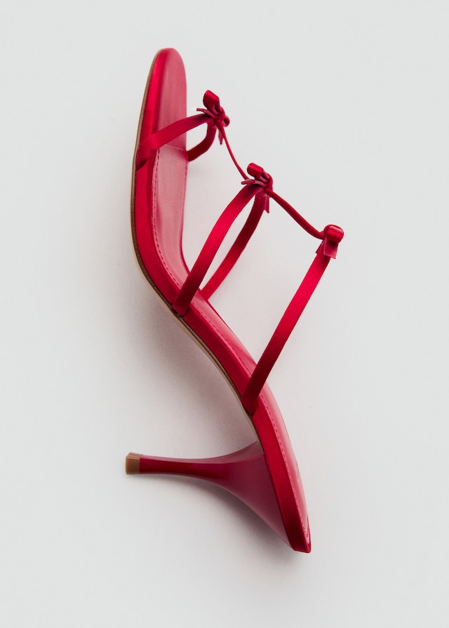Mango Riemchen-Sandalette mit Schleifendetail Bestseller