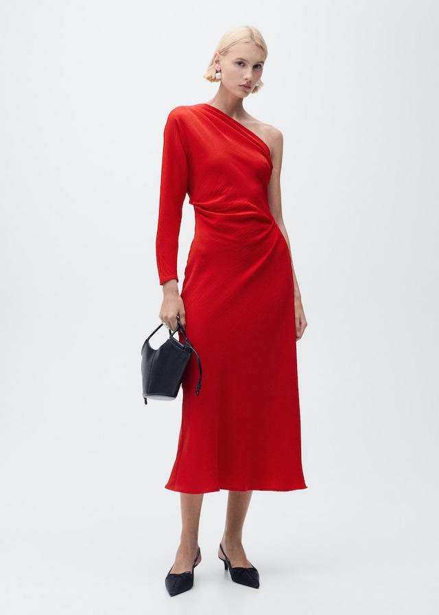 Mango Drapiertes Kleid mit asymmetrischem Design Saisonale Angebote