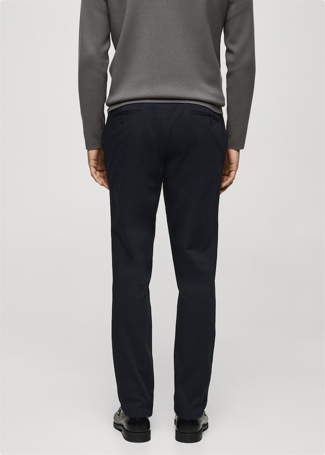 Mango Slim-Fit-Chinohose Barna aus Serge Outlet