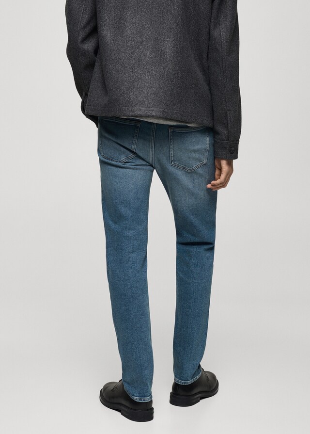 Mango Slim Fit-Jeans Jan im Used-Look mit mittlerer Waschung Exklusive Angebote