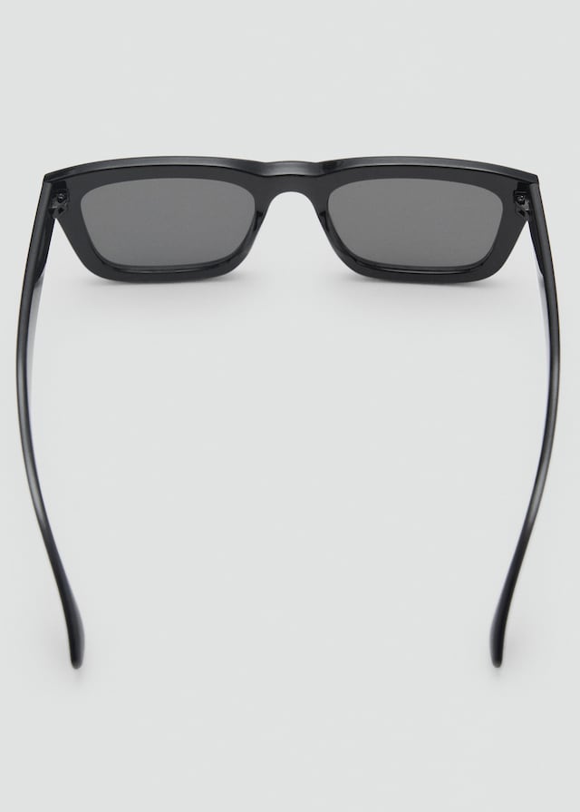 Mango Sonnenbrille mit rechteckigem Brillengestell Sonderangebot der Fabrik