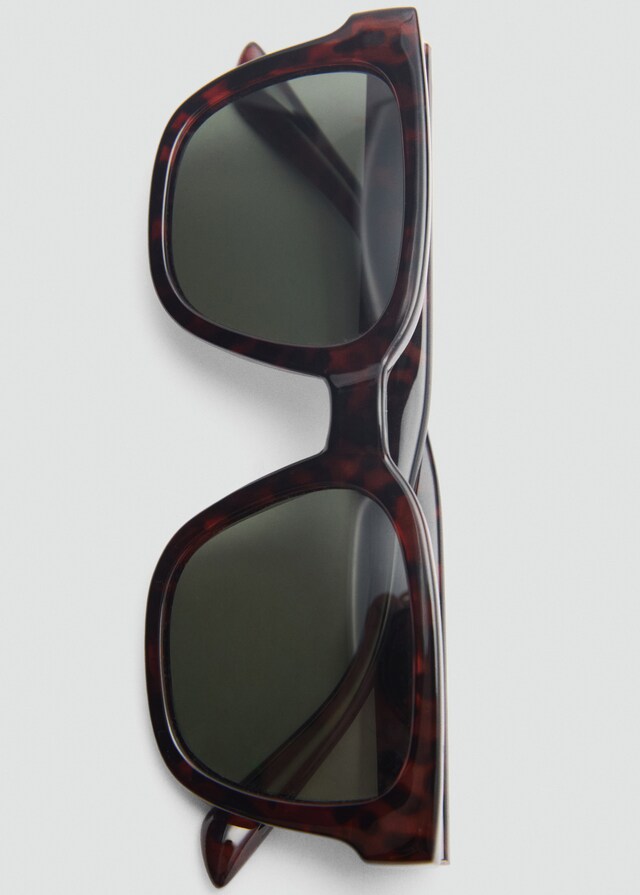 Mango Polarisierte Sonnenbrille mit rechteckigem Design Riesige Rabatte