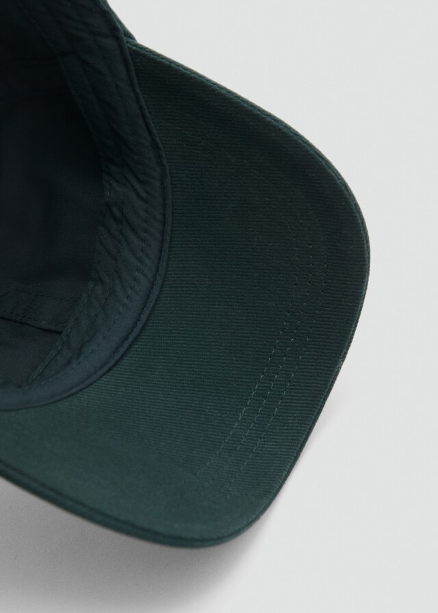 Mango Bestickte Canvas-Kappe Begrenzt auf 3 Tage