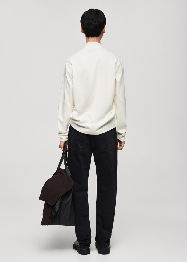 Mango Langärmliges T-Shirt mit halbhohem Kragen Tägliche Deals
