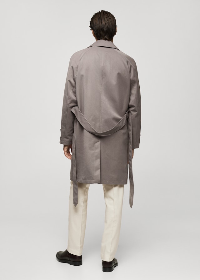 Mango Trenchcoat mit Gürtel und mattiertem Finish VIP-Rabatte