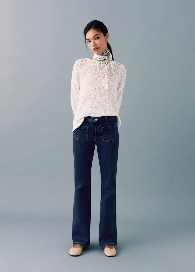 Mango Flared Jeans mit Taschen Valentinstagsangebot