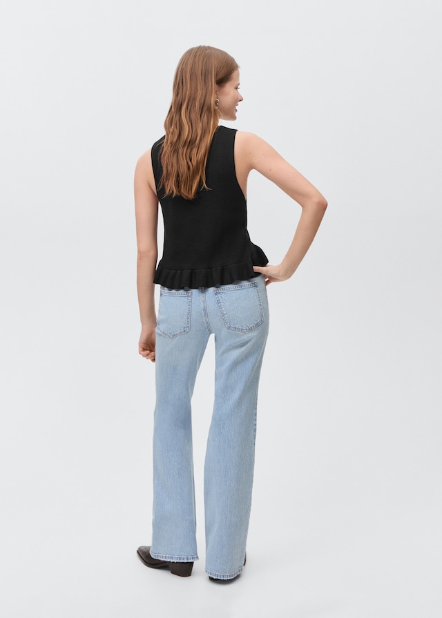 Mango Flared Jeans mit Zierrissen Neueste Mode