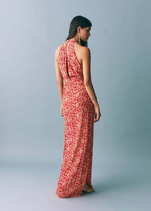 Mango Kleid mit Halfterkragen Große Rabatte