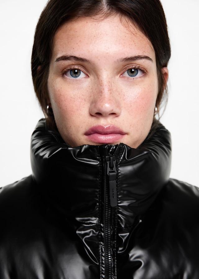 Mango Steppanorak mit Taschen Osterangebot