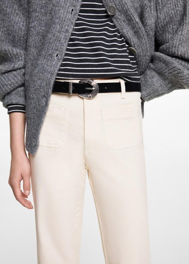 Mango Flared Jeans mit Taschen Cyber Monday