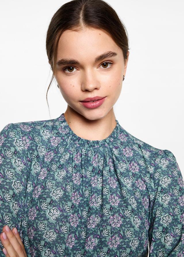 Mango Bluse mit Blumenmuster Exklusive Angebote